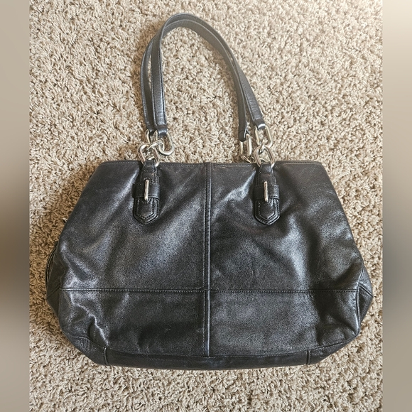 Coach Chelsea Leather Jayden Carryall - Picture 4 of 7